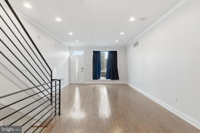 Foto del edificio - 1752 N 27th St