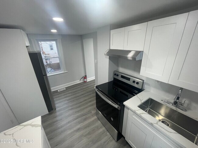 Foto del edificio - 405 Myrtle Ave