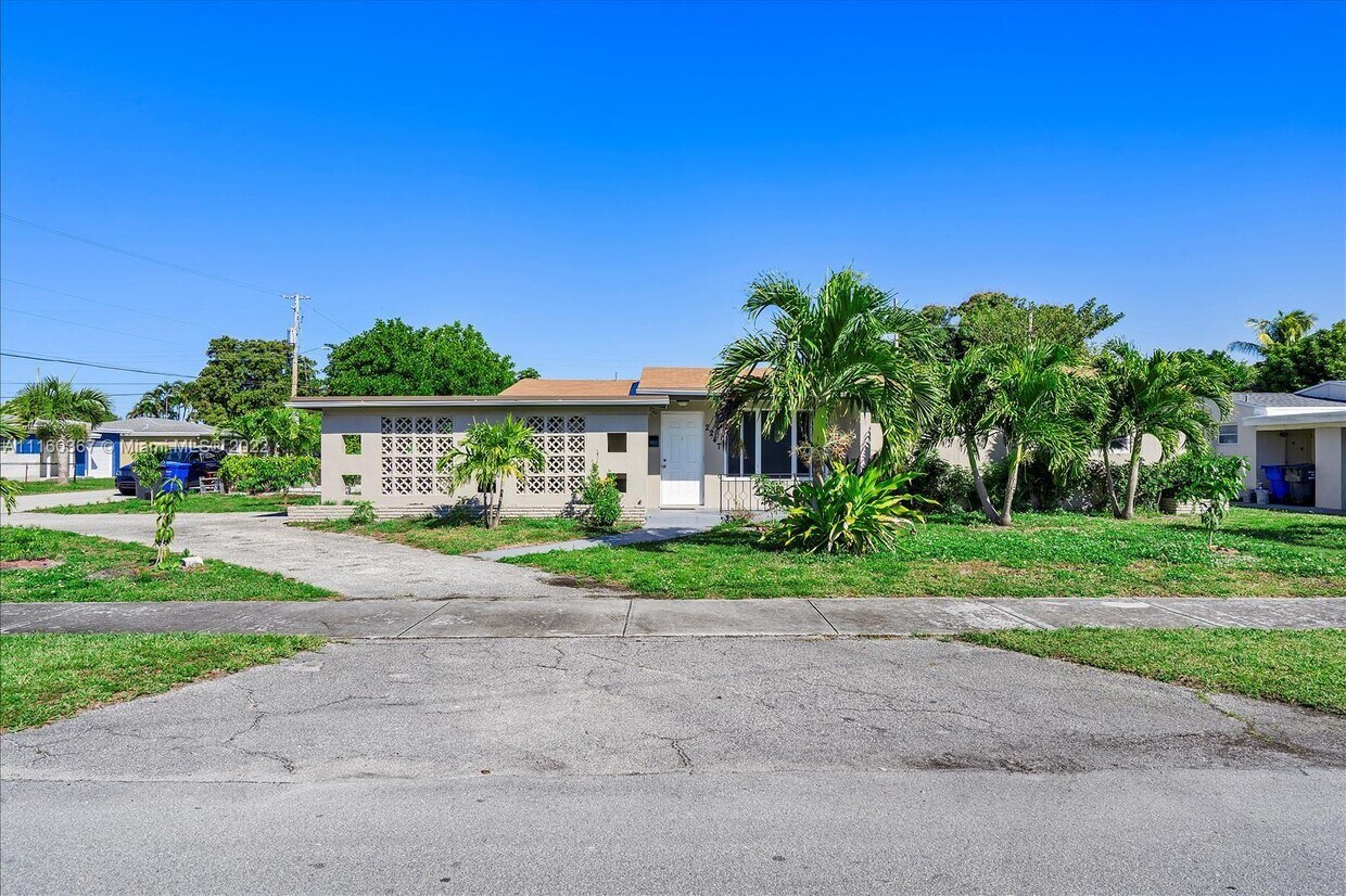 2247 Wiley St, Hollywood, FL 33020 House Rental in Hollywood, FL