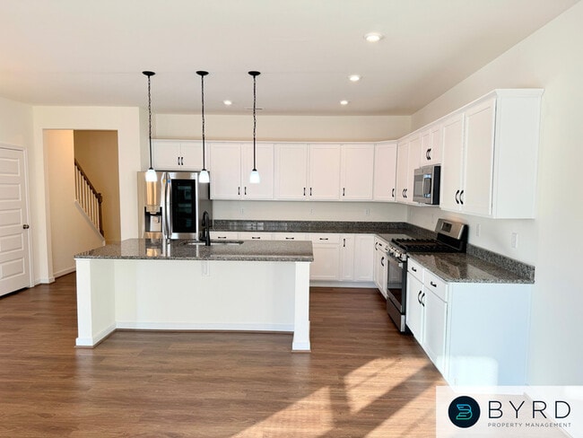 Building Photo - 18529 Palisades Rdg