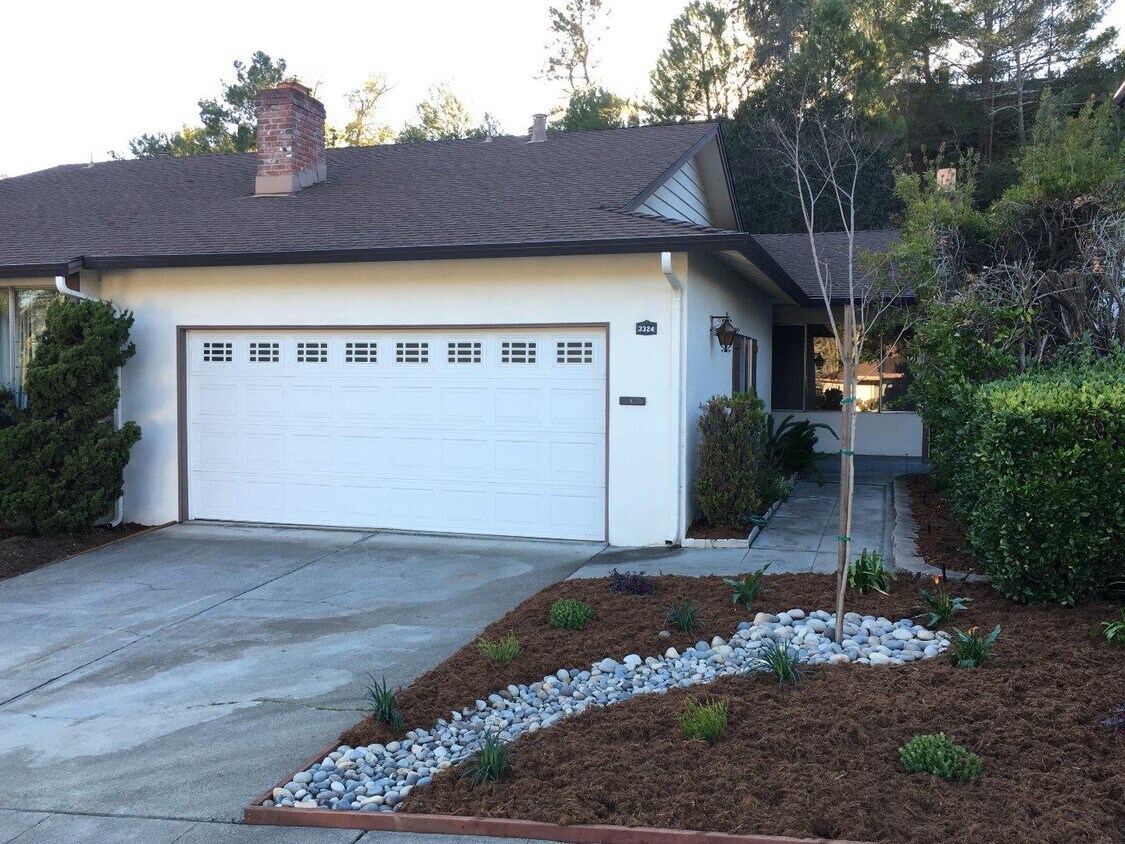 Primary Photo - 3324 Glendora Dr