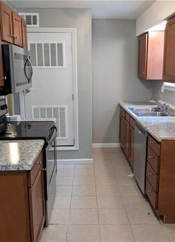 Foto del edificio - 900 S Lexington St