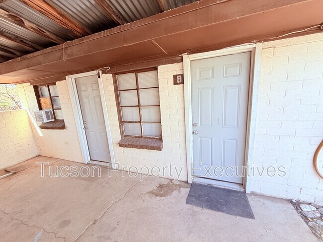 Foto del edificio - 3274 E Benson Hwy