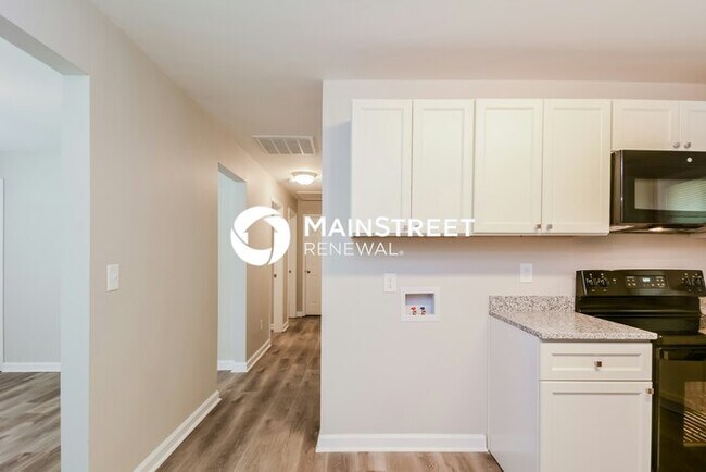 Foto del edificio - 3 Bedroom Pet-Friendly Home in Durham, NC with Main Street Renewal
