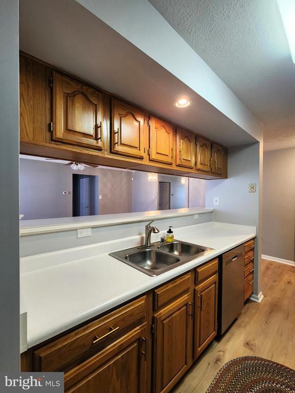 Foto del edificio - 16 Laurel Path Ct