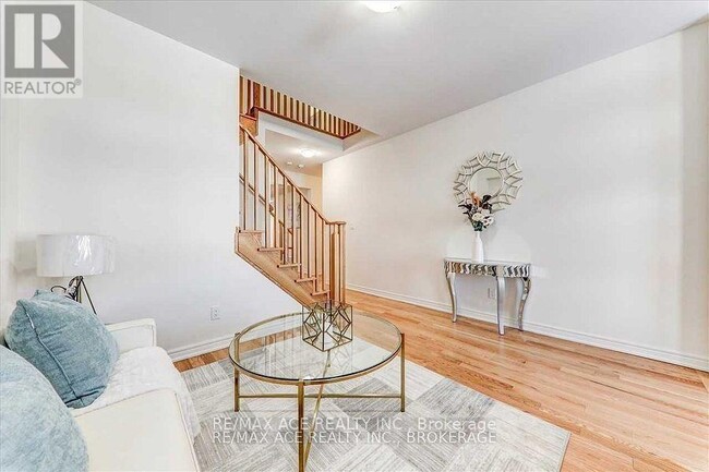Building Photo - 2500 Orchestrate Dr