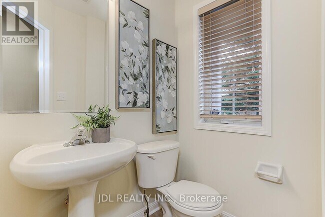 Photo du bâtiment - 14 Zermatt Way