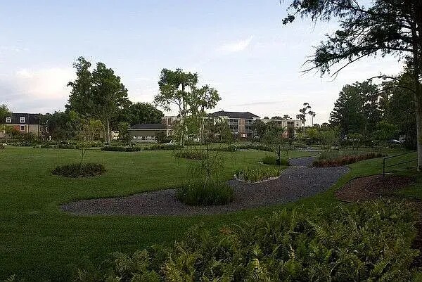 Foto del edificio - Cypress Pointe at Lake Orlando