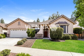 Building Photo - 440 Crestfield Cir