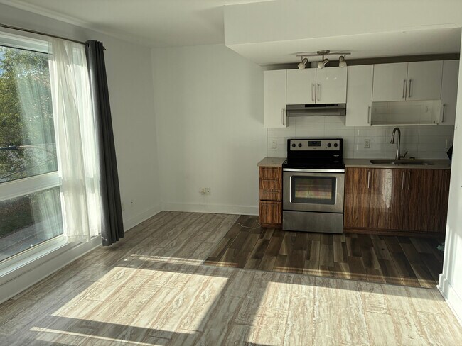 Photo du bâtiment - 3405 Benny