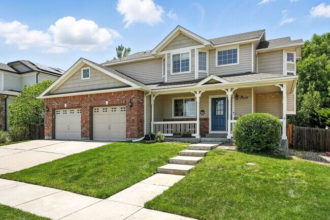 Building Photo - 3 car garage! Across from huge park! Great...