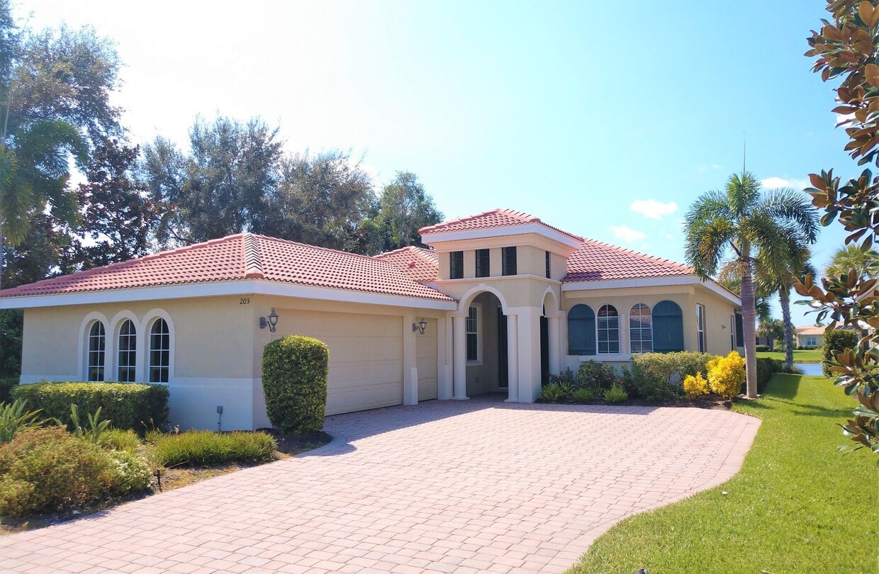 205 Cipriani Way, Nokomis, FL 34275 House Rental in Nokomis, FL