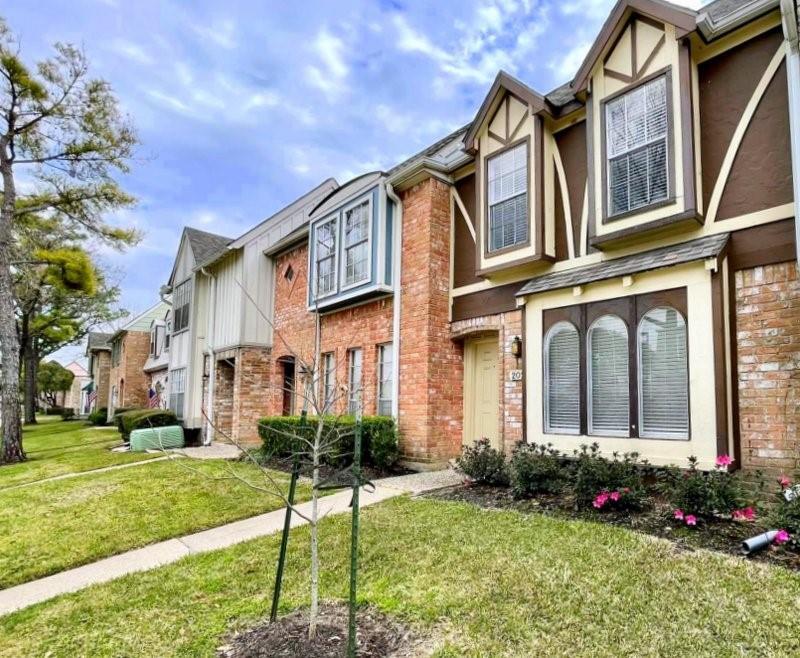 Foto principal - 11002 Hammerly Blvd