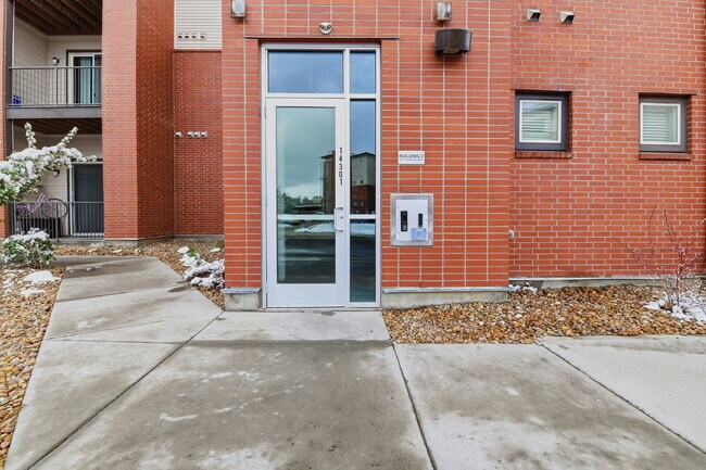 Foto del edificio - $1,640.95, 2-bed, 2-bath condo located in Aurora.
