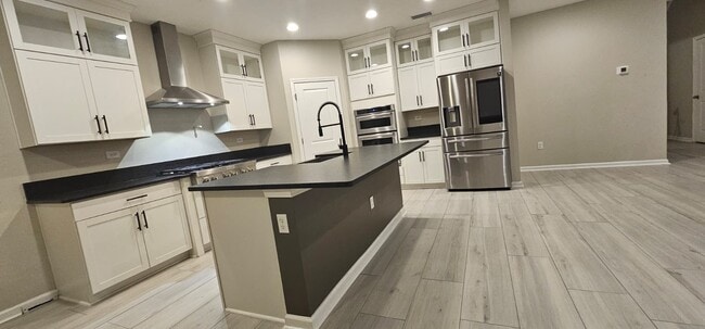 Foto del edificio - 572 Windermere Way