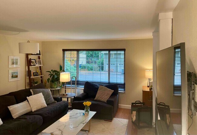 Foto del edificio - 12642 NE 109th St