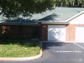 Building Photo - 13200 W Newberry Rd