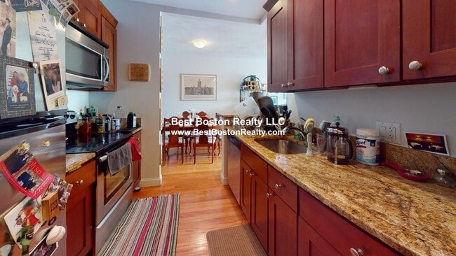 Building Photo - 50 Craigie St