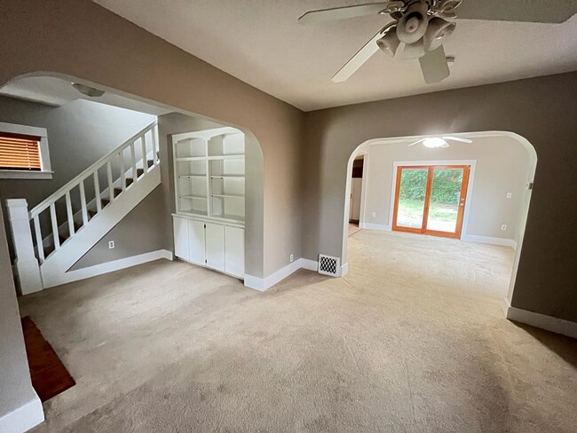 Photo - 610 Franklin Ave House