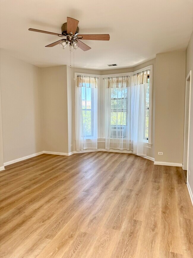 Foto del edificio - 750 S Oakley Blvd