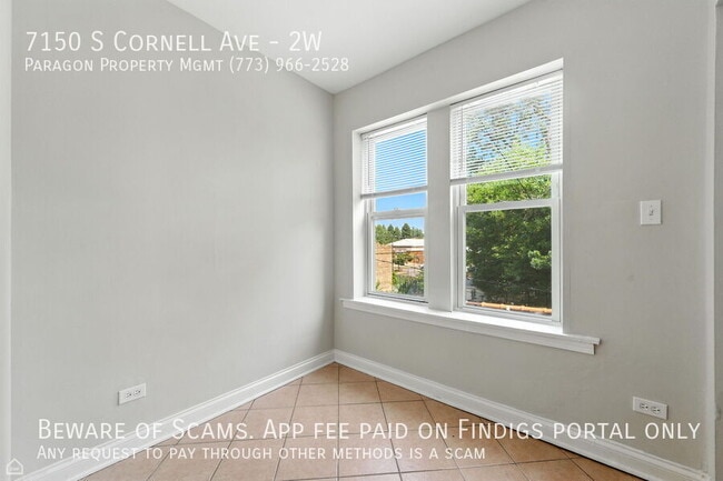 Building Photo - 7150 S Cornell Ave