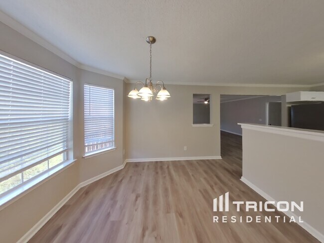 Building Photo - 6262 Canoe Trace Rex GA