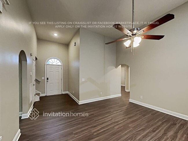 Building Photo - 508 Riverglen Dr NW