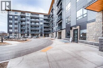 Building Photo - 251 Northfield Dr E