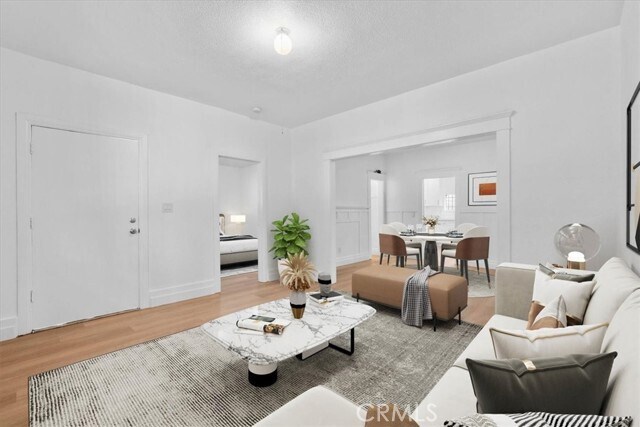 Foto principal - 608 N Bonnie Brae St