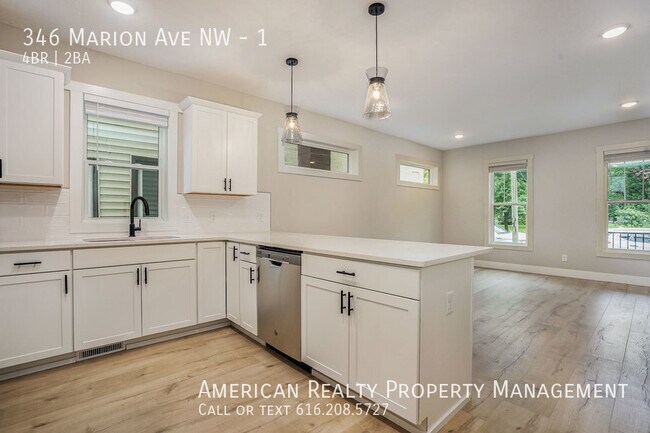 Foto del edificio - 346 Marion Ave NW