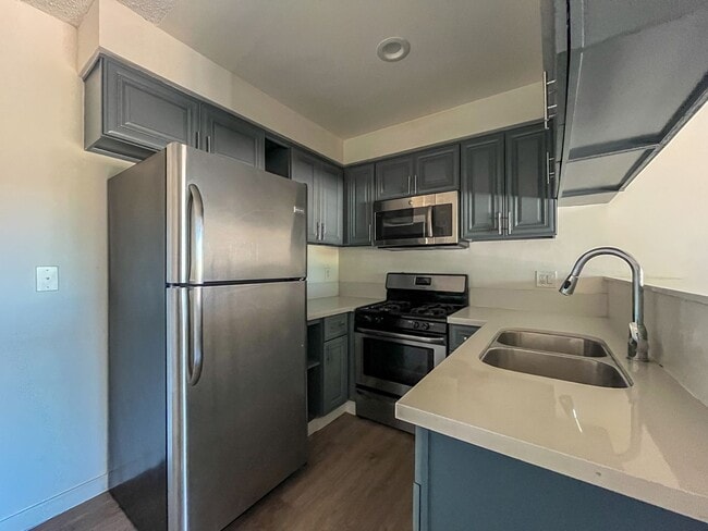 Interior Photo - 12128 Ramona Ave