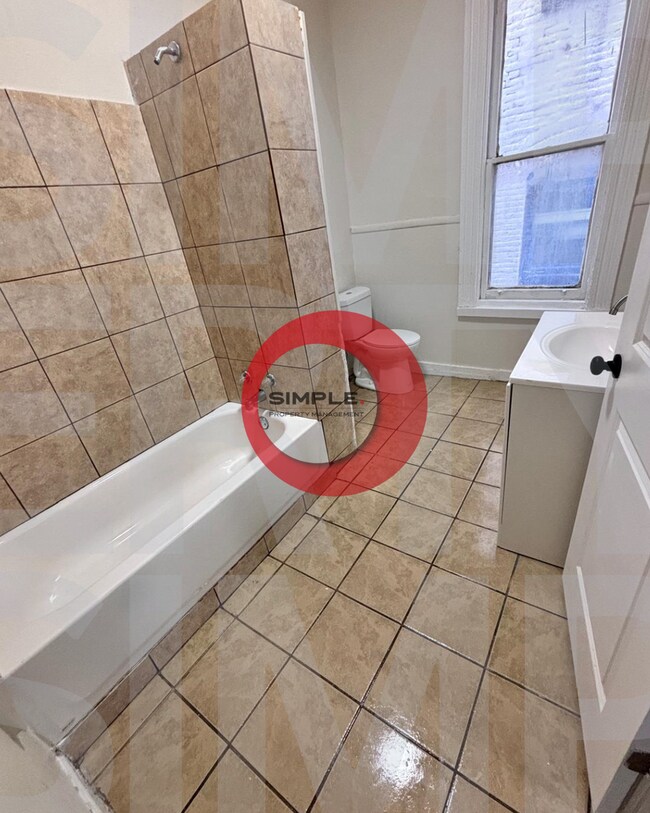 Building Photo - 230 N 4th St