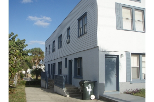 Building Photo - 149 S Hollywood Ave