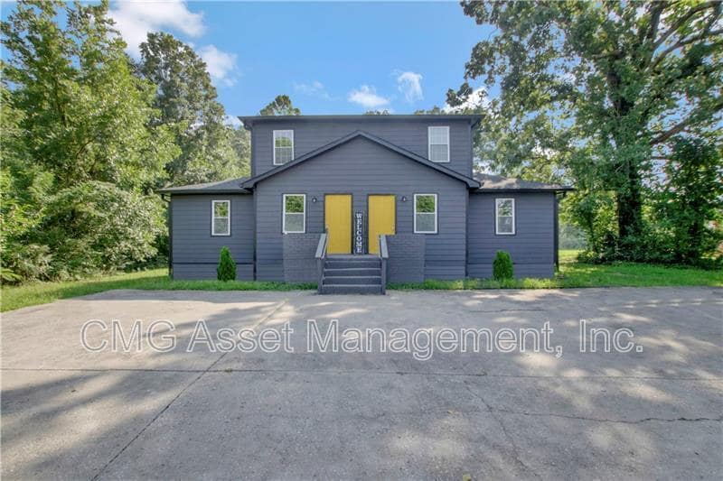 Foto principal - 551 Valley Hill Rd SE