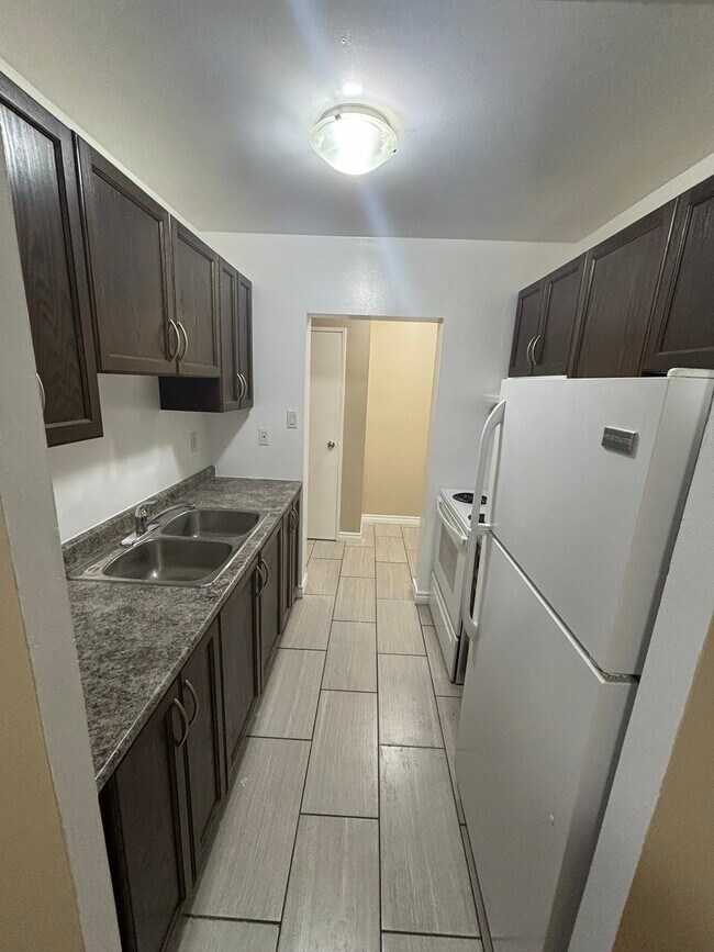 Photo du bâtiment - 225 Old Carriage Dr