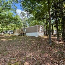 Building Photo - 102 Falcon Dr