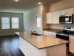 Building Photo - 1612 Escondido Dr