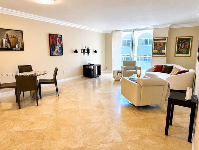 Building Photo - 8855 Collins Ave