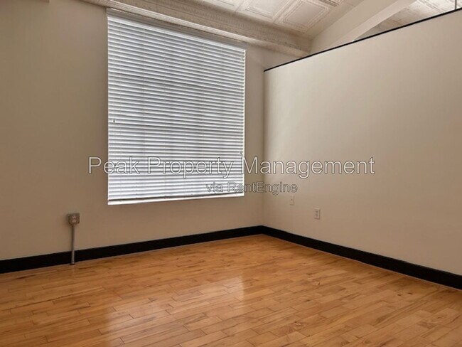 Foto del edificio - 205 E Broad St