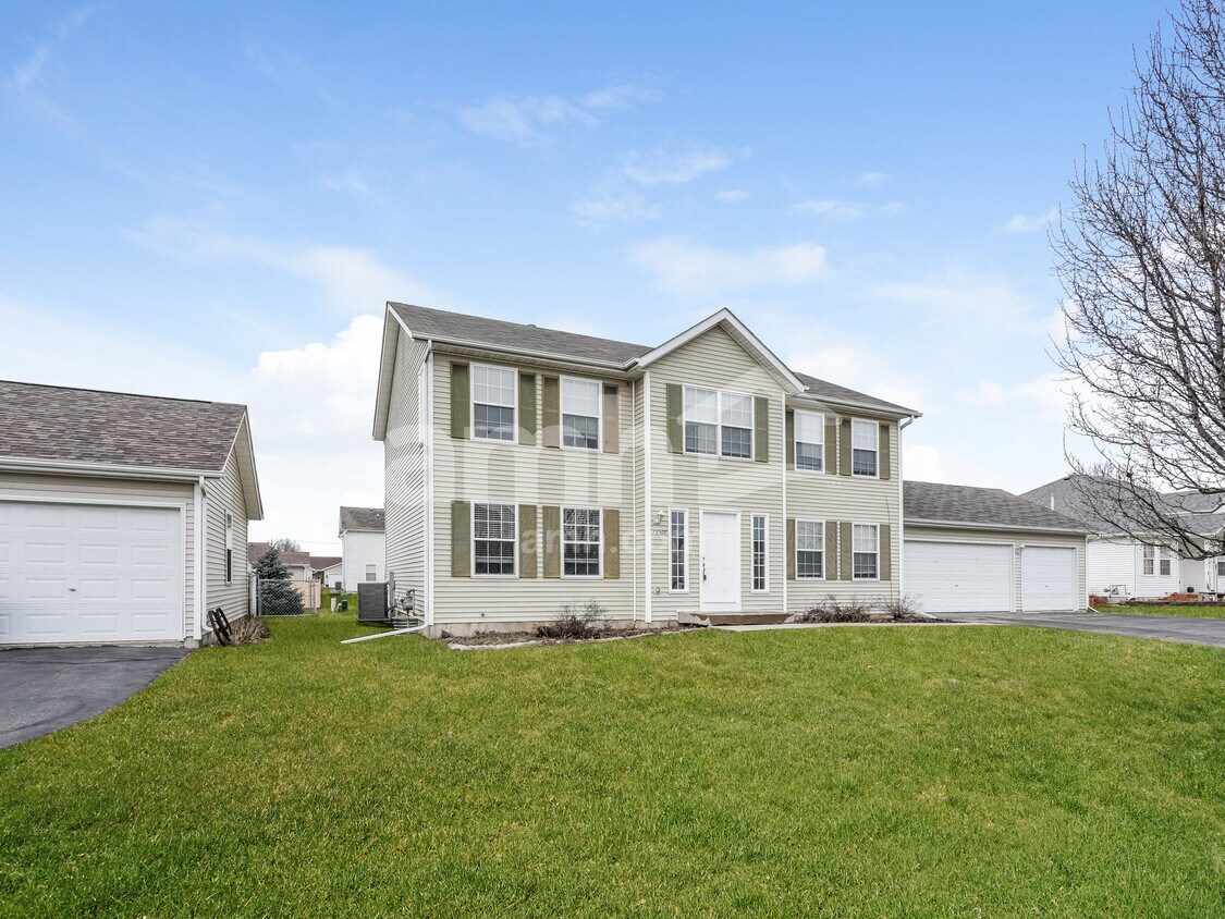 Primary Photo - 15566 Bryden Dr
