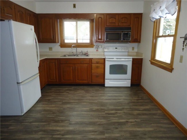 Building Photo - 962 Colony Dr