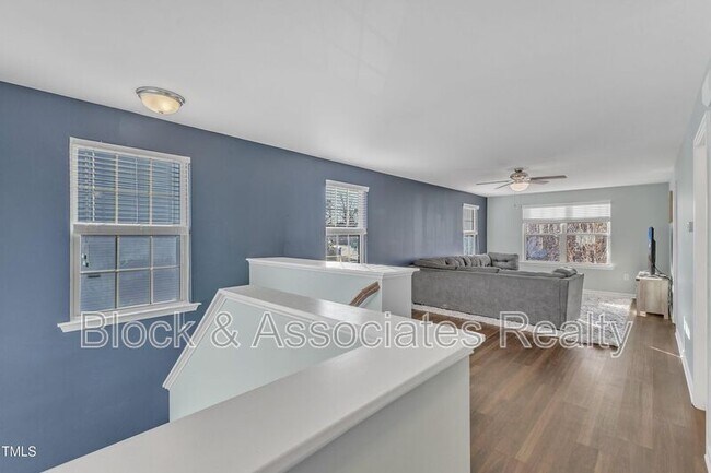 Building Photo - 664 Long Melford Dr