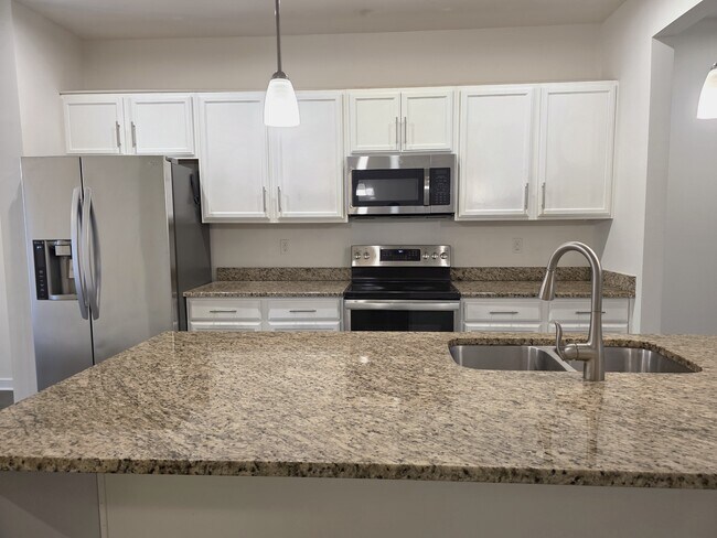 Foto del edificio - 6118 Buntline Ln