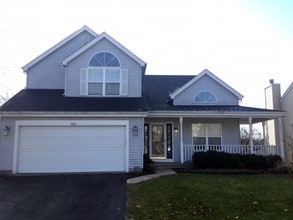 Building Photo - 3063 Fairfield Ln