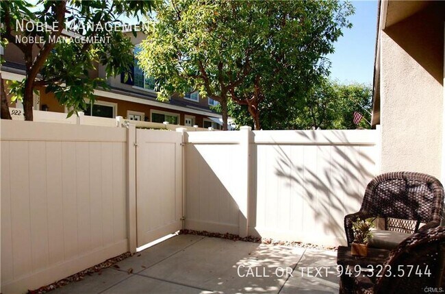 Building Photo - 933 S Prescott Pl