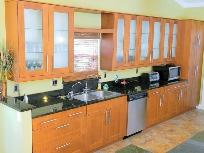 Foto del edificio - 8280 Ibis St