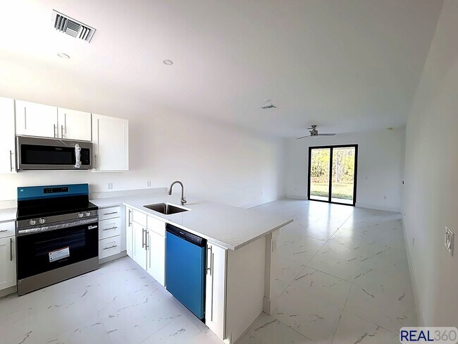 Foto del edificio - 936/938 HOMESTEAD RD S