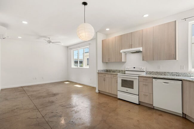 Building Photo - Ocotillo Ridge