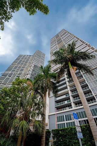 Foto principal - 475 Brickell Ave