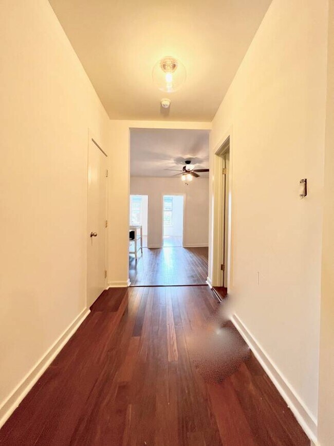 Interior Photo - 720 Degraw St